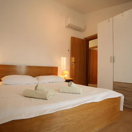 Villa Damjan *